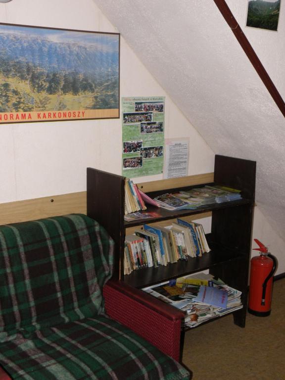 Szkolne Schronisko Mlodziezowe Zloty Widok Hostel Piechowice  Buitenkant foto