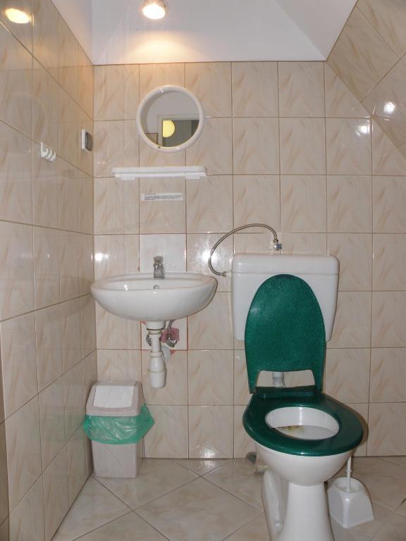 Szkolne Schronisko Mlodziezowe Zloty Widok Hostel Piechowice  Buitenkant foto